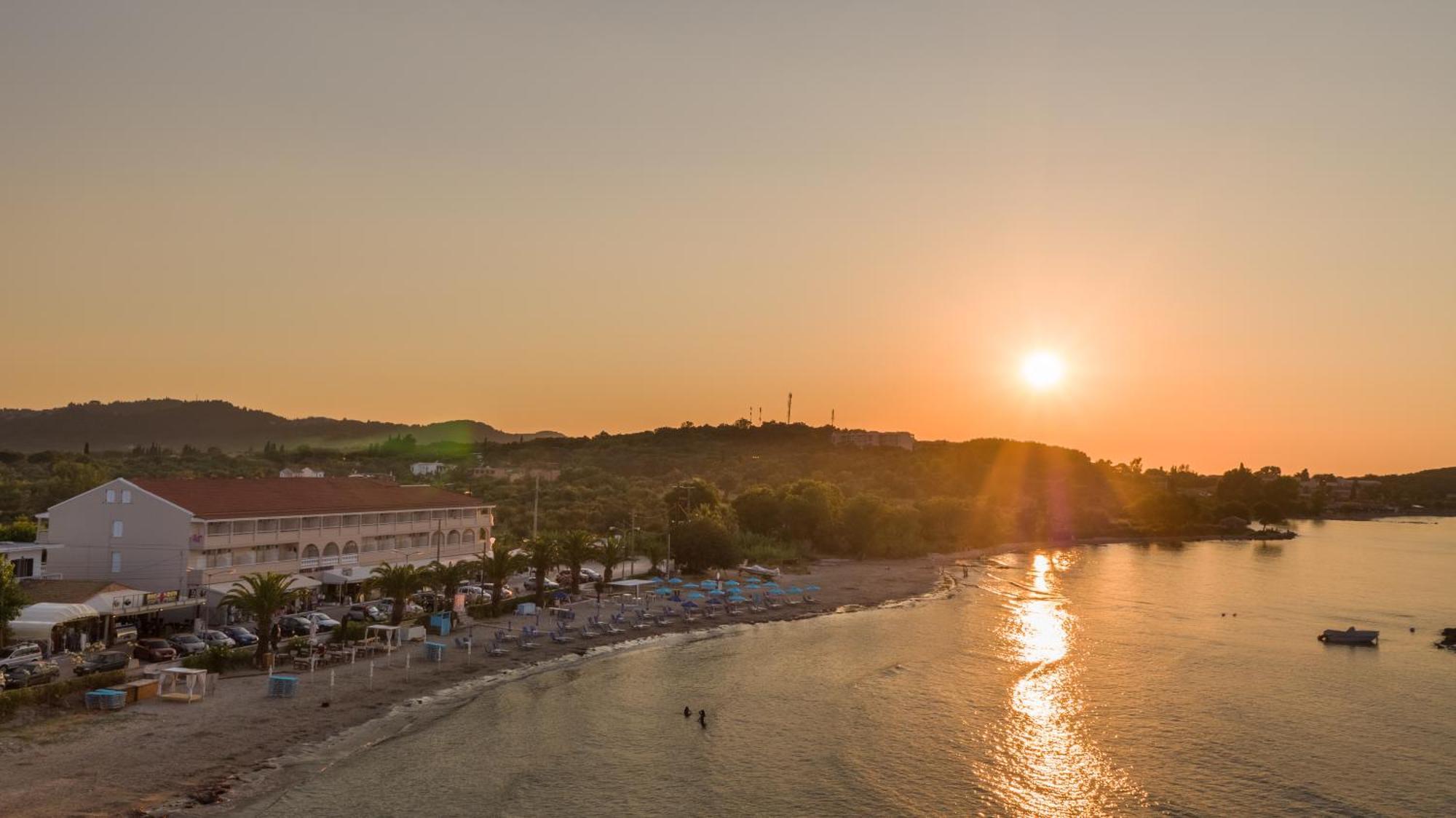 Aphrodite Beach Hotel Corfu ロダ エクステリア 写真