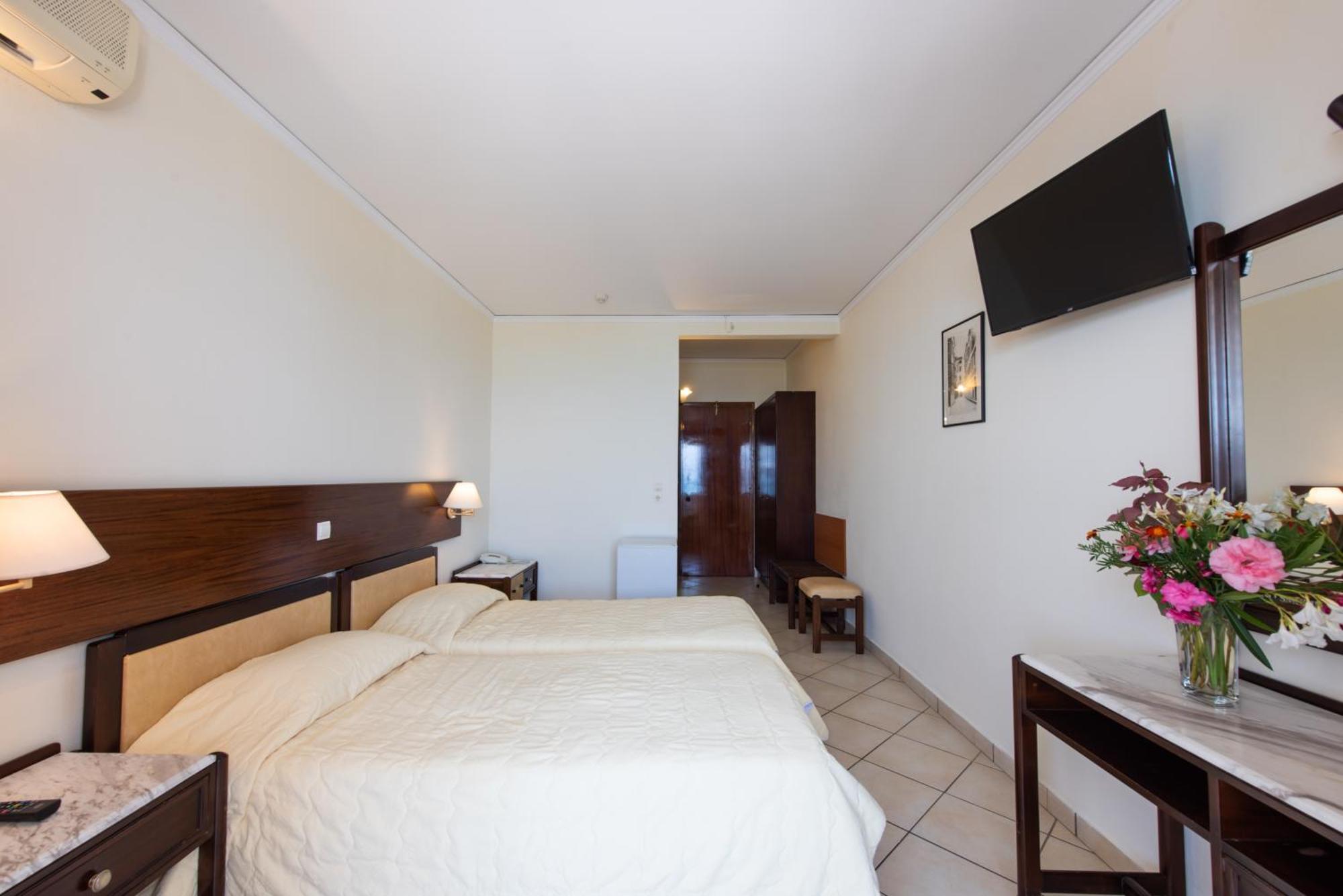 Aphrodite Beach Hotel Corfu ロダ エクステリア 写真