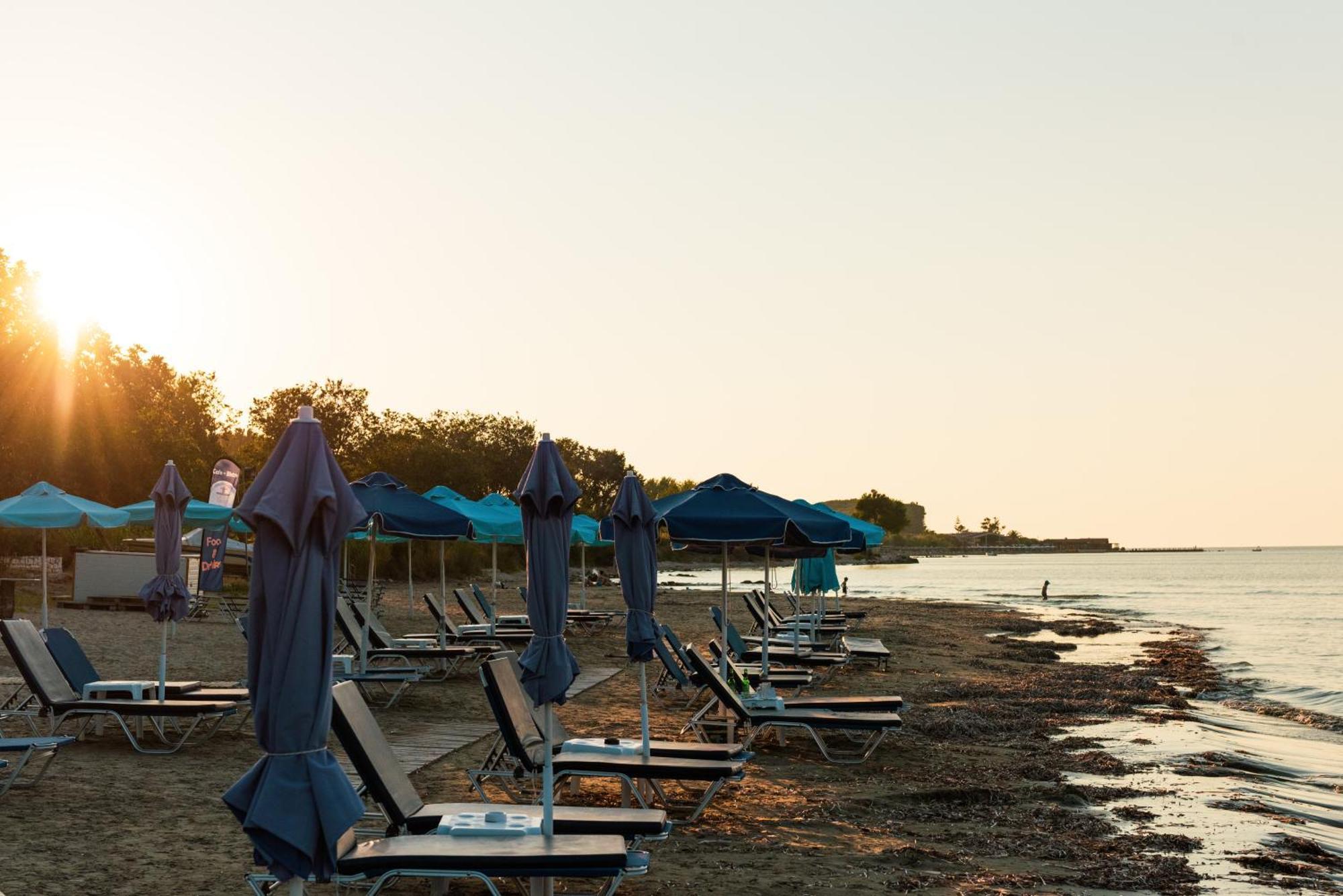 Aphrodite Beach Hotel Corfu ロダ エクステリア 写真